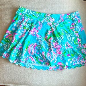 Great Used Condition! Lilly Pulitzer Luxletic Scalloped Skort (size Large)